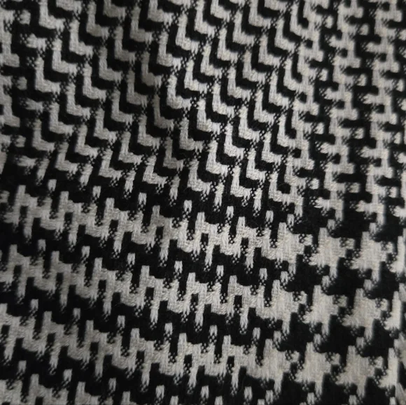 Petal & Pup Classic Black and White Plaid Women's Skort Size XS NWT - Picture 6 of 7